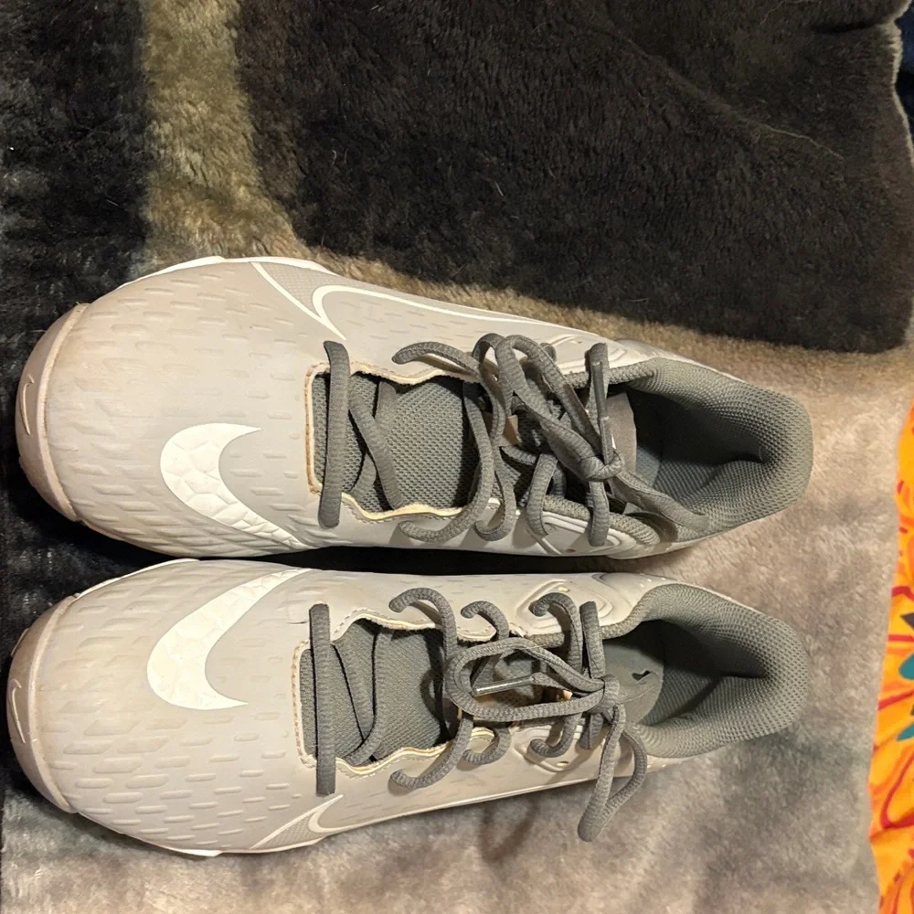 Nike Hyper-diamond Cleats for softball. - Picture 3 of 9